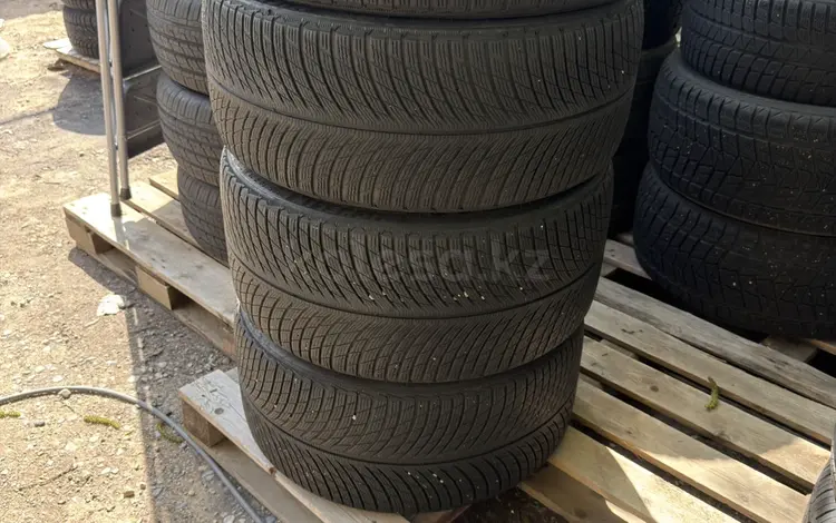Michelin Pilot Alpin 5 265/35R21 101V 305/30R21 104V за 600 000 тг. в Алматы