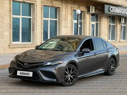 Toyota Camry 2020 года за 13 000 000 тг. в Актау – фото 12