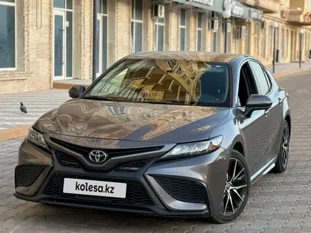 Toyota Camry 2020 года за 13 000 000 тг. в Актау – фото 13