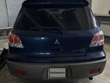 Mitsubishi Outlander 2002 годаүшін3 700 000 тг. в Риддер – фото 2