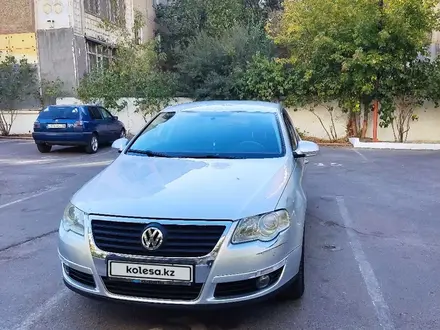 Volkswagen Passat 2006 года за 4 000 000 тг. в Тараз