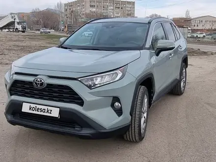 Toyota RAV4 2021 года за 16 900 000 тг. в Усть-Каменогорск