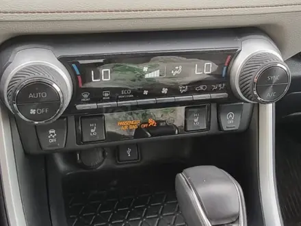 Toyota RAV4 2021 года за 16 900 000 тг. в Усть-Каменогорск – фото 13