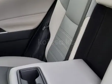 Toyota RAV4 2021 года за 16 900 000 тг. в Усть-Каменогорск – фото 17