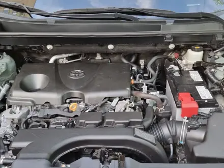 Toyota RAV4 2021 года за 16 900 000 тг. в Усть-Каменогорск – фото 28
