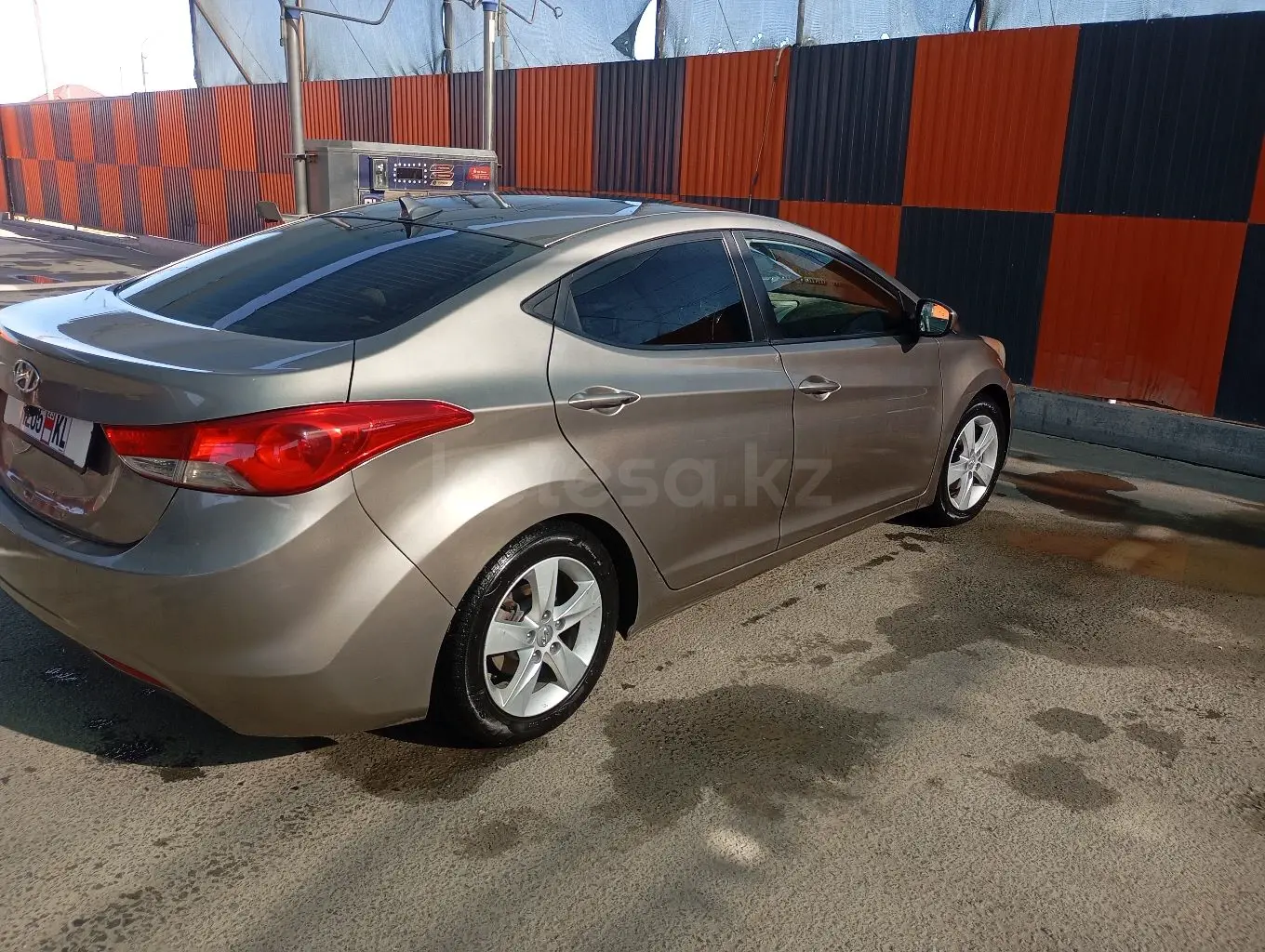 Hyundai Elantra, 2013