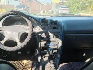 Mitsubishi Galant