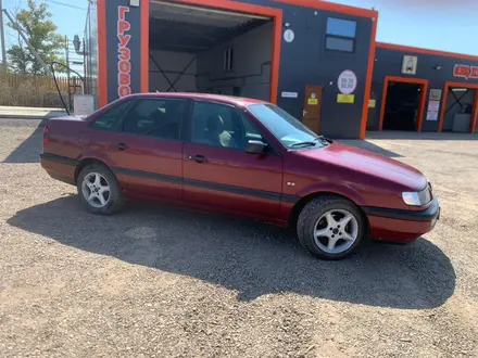 Volkswagen Passat 1996 года за 1 300 000 тг. в Алматы – фото 2