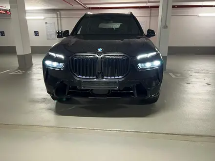 BMW X7 2022 года за 99 900 000 тг. в Алматы – фото 2