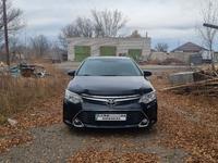 Toyota Camry 2016 годаүшін9 600 000 тг. в Семей