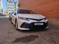Toyota Camry 2021 года за 15 400 000 тг. в Уральск