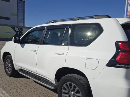 Toyota Land Cruiser Prado 2017 года за 23 500 000 тг. в Актобе – фото 6