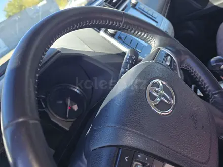 Toyota Land Cruiser Prado 2017 года за 23 500 000 тг. в Актобе – фото 25