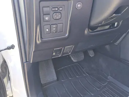 Toyota Land Cruiser Prado 2017 года за 23 500 000 тг. в Актобе – фото 27