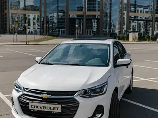 Chevrolet Onix Premier 1