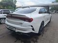 Kia K5 2021 года за 9 300 000 тг. в Алматы – фото 15