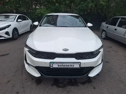 Kia K5 2021 года за 9 300 000 тг. в Алматы – фото 7