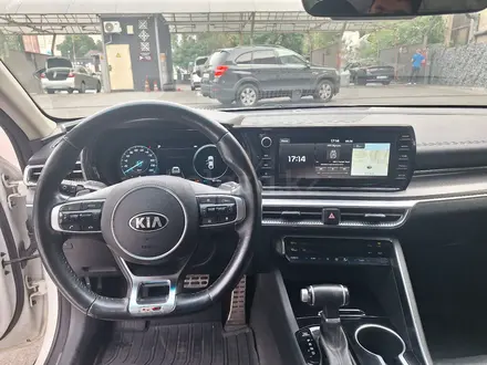 Kia K5 2021 года за 9 300 000 тг. в Алматы – фото 9