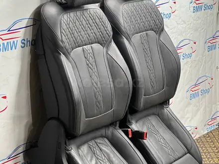 Топовые сидения с ломающейся спинкой от Bmw G11 G12 7 серии bmw x7 комфорт за 1 000 000 тг. в Шымкент – фото 2