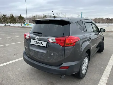 Toyota RAV4 2015 года за 11 000 000 тг. в Астана – фото 4