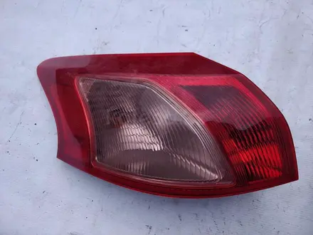 Фонарь задний на Mitsubishi Lancer 10 хэтчбэк за 35 000 тг. в Петропавловск – фото 2