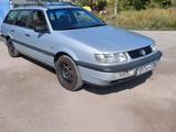Volkswagen Passat 1995 годаүшін2 500 000 тг. в Алматы