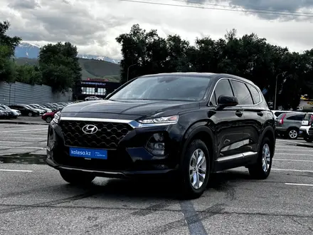 Hyundai Santa Fe 2019 года за 11 760 000 тг. в Алматы