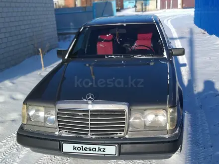 Mercedes-Benz E 260 1991 года за 1 200 000 тг. в Баянаул – фото 28