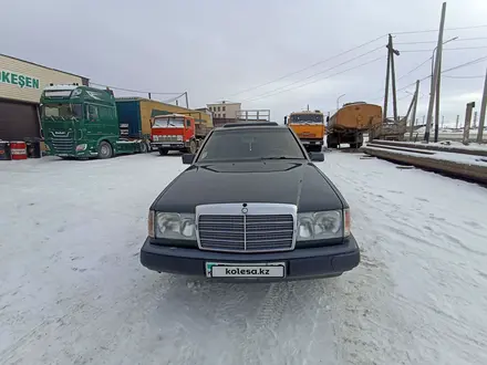 Mercedes-Benz E 300 1992 года за 1 200 000 тг. в Астана – фото 2