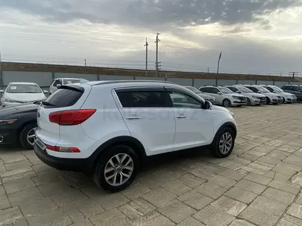 Kia Sportage 2015 года за 8 300 000 тг. в Атырау – фото 4