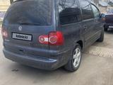 Volkswagen Sharan 2007 года за 3 500 000 тг. в Уральск – фото 3