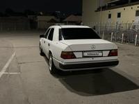 Mercedes-Benz E 300 1990 годаүшін2 000 000 тг. в Алматы