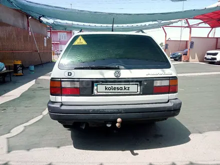 Volkswagen Passat 1993 года за 2 500 000 тг. в Шымкент – фото 5