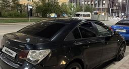 Chevrolet Cruze 2014 годаүшін3 100 000 тг. в Астана – фото 2