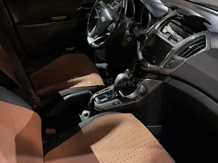 Chevrolet Cruze 2014 года за 3 100 000 тг. в Астана – фото 10