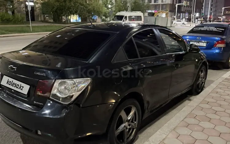 Chevrolet Cruze 2014 годаүшін3 100 000 тг. в Астана