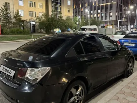 Chevrolet Cruze 2014 года за 3 100 000 тг. в Астана – фото 6
