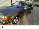Mercedes-Benz E 320 1990 года за 2 700 000 тг. в Караганда – фото 3