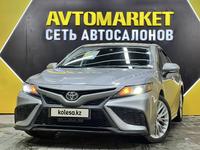 Toyota Camry 2022 года за 12 400 000 тг. в Актау