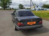 Mercedes-Benz E 200 1992 года за 1 400 000 тг. в Петропавловск – фото 3