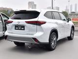 Toyota Highlander 2026 годаүшін25 800 000 тг. в Алматы – фото 4