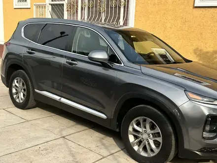 Hyundai Santa Fe 2018 года за 13 000 000 тг. в Тараз – фото 3