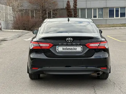 Toyota Camry 2021 года за 17 000 000 тг. в Алматы – фото 5