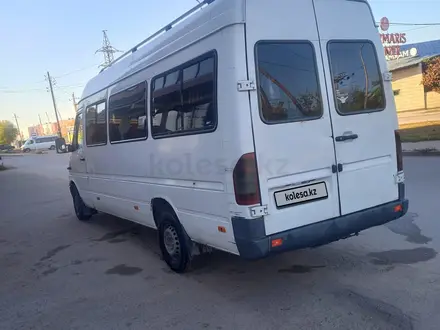 Mercedes-Benz Sprinter 2001 года за 4 500 000 тг. в Алматы – фото 3