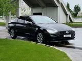 Hyundai Sonata 2022 года за 12 900 000 тг. в Алматы