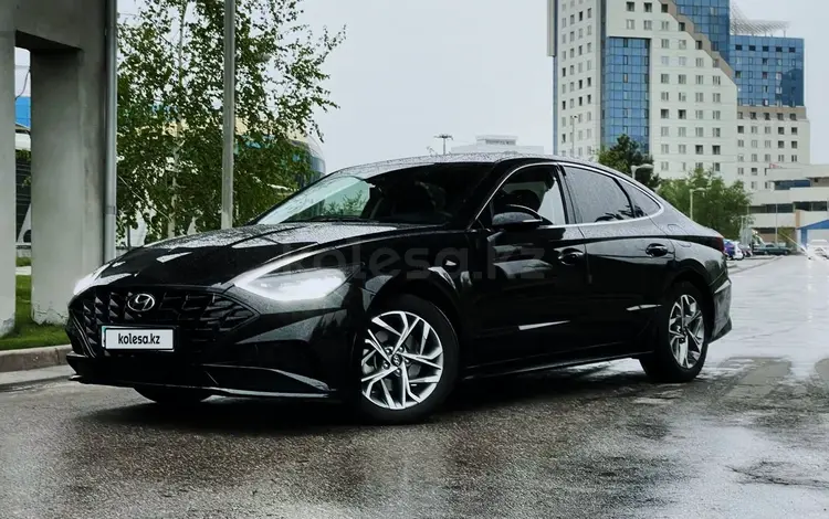 Hyundai Sonata 2022 годаүшін13 333 333 тг. в Алматы