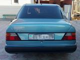 Mercedes-Benz E 230 1992 годаfor1 750 000 тг. в Экибастуз