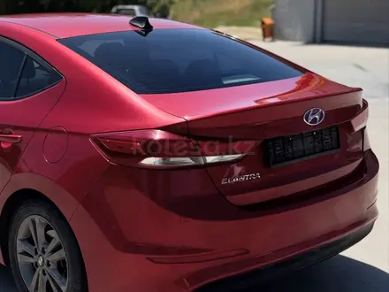 Hyundai Elantra 2017 года за 5 800 000 тг. в Шымкент – фото 6