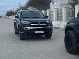 Toyota 4Runner 2015 годаүшін18 800 000 тг. в Актау