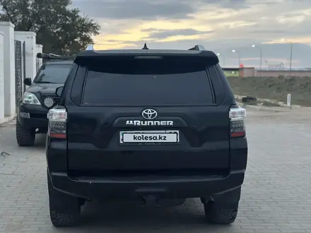 Toyota 4Runner 2015 года за 18 800 000 тг. в Актау – фото 5
